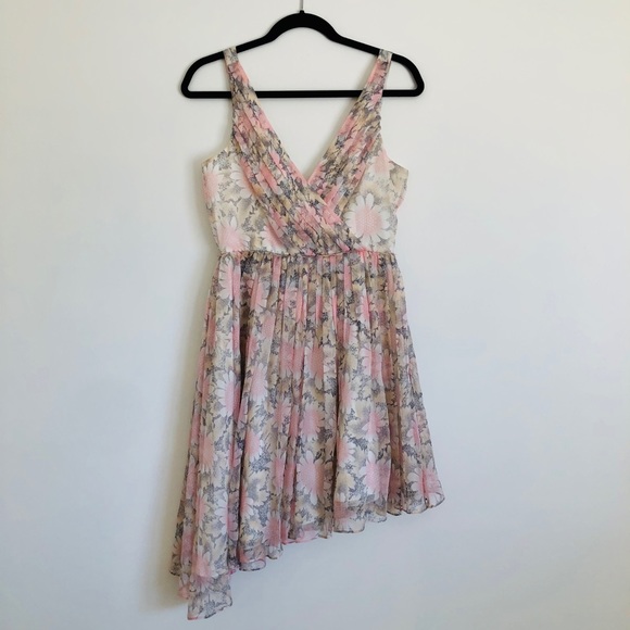 Elizabeth and James floral pattern dress - Picture 2 of 5